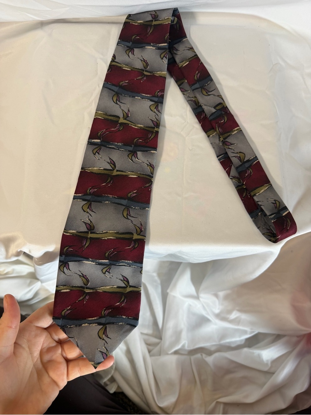 J. Garcia Burgundy and Gray Patterned Silk Tie